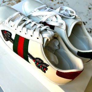 GUCCI ACE SNEAKERS - almost NEW